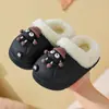 Chinelos infantis de algodão removíveis e laváveis, novo estilo para meninos e meninas, chinelos de inverno para casa, forrados com fleece para aquecimento, impermeáveis
