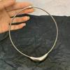 Aço Titânio Completo Estilo Metal de Alta Qualidade Design de Tubo Curvo Colar Gargantilha Moda Acessórios Versáteis Preço de Fábrica