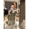 Pijama feminino de fleece coral, design retrô estilo coreano outono/inverno, roupão com capuz espesso, roupa de casa quente, atacado para vendas transfronteiriças