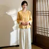 Conjunto de jaqueta vintage estilo chinês novo com mangas dobradas e calças de perna larga de seda para mulheres de meia-idade com garantia de qualidade, redutor de idade, com toque de luxo para o outono