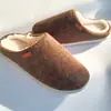 Par de fieltro de algodón algodón fuerte anti-colapso zapatillas de algodón para el hogar transfronterizo Amazon