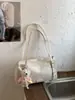 2026 Bolso Tote Grande de Nuevo Estilo Coreano para Mujer, Bolso de Hombro Versátil y de Moda con Colgante de Oso Lindo, Adecuado para Viajar al Trabajo y Llevar Cosas