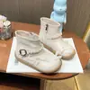 Botas para Niñas 2025 Invierno Nuevas Botas de Princesa con Lazo de Moda para Niños Botas Cortas Antideslizantes para Bebé Botas de Cuero a la Moda
