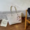 Bolsa Tote Transfronteiriça Grande Capacidade Bolsa Feminina High-End Versátil Bolsa de Ombro Único Retro Casual Simples Corrente Bolsa para o Dia a Dia