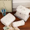 Bolsa Cosmética de Algodón con Flor Blanca Fresca y Linda Pequeña Multitud Portátil Bolsa de Almacenamiento para Lavados Floral Ins Bolsa Linda Tipo Caja