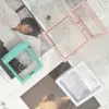 Caja de Almacenamiento Pe Transparente Película a Prueba de Polvo Soporte de Exhibición de Joyería para Uñas Portátiles, Caja de Joyería Flotante de Película Pe, Multicolor