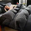 Conjunto de Inverno de Luxo Leve Cor Sólida Lã de Leite Quente Conjunto de Quatro Peças Conjunto de Três Peças de Flanela Espessa Dupla Face Lençol com Elástico com Conjunto de Capa de Lã