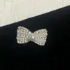 Broche de Lazo de Perlas para Mujer, Pin de Moda con Pedrería, Accesorio Decorativo para Ropa, Corsage Elegante y Versátil
