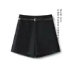 Elegantes y minimalistas shorts de traje de cintura alta para mujer, nueva colección otoño 2026, estilizados y versátiles shorts casuales de pierna ancha en línea A