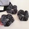 Scrunchie de Lã Cinza com Bolinhas Estilo Coreano para Outono e Inverno, Elástico de Cabelo Simples e Versátil, Acessório para Coque