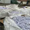 Destrucción de papel de desecho, reciclaje de materiales usados y viejos, procesamiento rápido y trituración de documentos desechados