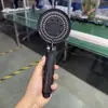 Vendas diretas da fábrica: novo chuveiro de mão com cinco configurações de jato, jato de alta pressão e um painel de jato grande para uma experiência de banho poderosa