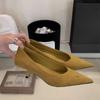 Nuevos Zapatos de Tacón Alto de Aguja de Gamuza de Boca Baja Estilo Retro Francés Otoño 2026 para Mujer, Versátiles Zapatos para Ir al Trabajo