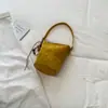 Bolso tipo cubo casual y minimalista para llevar debajo del brazo, nuevo bolso de hombro cruzado de color liso de moda Otoño 2026, bolso de mano para el trabajo