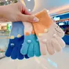 Nuevos Guantes de Dibujos Animados Estéreo para Niños Invierno Engrosados Cálidos Niños y Niñas Bebé Tejidos de Cinco Dedos