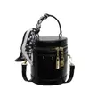 Bolso Cubo de Lujo Ligero Estilo Francés de Gama Alta para Mujer Verano 2025 Nuevo de Nicho Tendencia Versátil Bolso de Hombro Cruzado