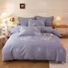 Conjunto de cama de quatro peças, 100% algodão, qualidade A, espessado e escovado para maior conforto, adequado para outono e inverno, atacado e dropshipping disponíveis do fabricante para vendas transfronteiriças