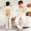 Conjunto de pijama de algodón nube de manga larga para niños, delgado, para primavera y otoño, ropa de casa de dibujos animados para niños, adecuado para que lo usen los adolescentes fuera de casa