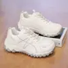 Estilo Coreano Calçados Esportivos Femininos para Caminhada e Montanhismo Outdoor Feminino 2026 Nova Coleção Primavera Confortável Leve Antiderrapante Treinamento Alemão Calçados Forrest Gump