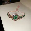 Reloj Redondo con Incrustaciones de Diamantes, Pulsera Desplegable, Pulsera Versátil Estilo Palacio Retro, Joyería Exquisita de Lujo Ligero de Alta Gama para Mujer