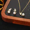 Conjunto de Brincos e Colar Weidni de Luxo Acessível, High-End, Elegante, Moderno e Versátil, Atacado para Mulheres