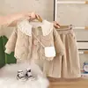 Conjunto de Forro Polar para Niñas Otoño e Invierno 2026 Nueva Moda Elegante Bebé Niña Engrosado Cálido Algodón Conjunto de Tres Piezas Tendencia
