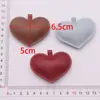 Llavero creativo de cuero con forma de corazón tridimensional, varios tamaños, charm simple para bolso, accesorio para ropa