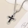 Collar Cruzado Transfronterizo Estilo Hip-Hop Colgante de Circonita Joyería Acero de Titanio Cadena de Cuello Versátil Joyería Personalizada Brillante Venta al por Mayor