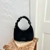 Bolsa casual retrô de camurça para mulheres, novo modelo 2026, bolsa transversal leve e versátil, bolsa de ombro e axila de nicho super popular