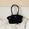 Bolsa tote de camurça casual e elegante, novo modelo de inverno 2026, alto valor estético, bolsa de ombro simples para mulheres