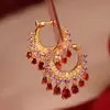 Brincos de Argola Luxuosos Europeus e Americanos Estilo Corte com Micro-Entalhes Coloridos em Forma de Gota com Franjas, Presilhas de Orelha Exclusivas de Luxo Leve Vintage