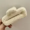 2024 Presilha de Pelúcia Personalizada Nova Presilha de Agarrar para o Cabelo de Trás Presilha de Agarrar de Pelúcia Disco de Cabelo para Menina Acessório de Cabeça Presilha de Agarrar Cabelo Presilha de Tubarão