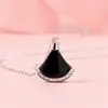 Colar Pequeno em Formato de Saia de Prata de Lei S925 para Mulheres, Acessório de Moda Versátil em Forma de Concha de Leque, Design Simples de Nicho, Atacado para Mulheres