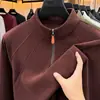 Nova blusa de moletom térmica de inverno masculina de manga longa, espessada com fleece extra, gola alta, zíper, estilo inverno, à prova de frio, quente, camiseta de luxo leve