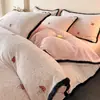 Conjunto de Roupa de Cama Espesso Esculpido em Leite de Lã de Quatro Peças para Outono e Inverno Lençol Quente Capa de Edredom Lençol com Elástico Quarto Principal de Casa Toque de Luxo Roupa de Cama