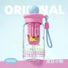 Vaso de agua de plástico de verano para niñas, alto estético de dibujos animados lindo portátil para deportes, vaso con pajita de grado alimenticio resistente a altas temperaturas