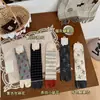 Songmu "Serie Diseñador" Calcetines de Media Pantorrilla Sin Costuras con Separador de Dedos de Cachorro Perezoso Ilustrado, Calcetines Largos Suaves y Holgados