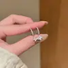 Ear Cuff de Mariposa con Borla de Diamantes Completos Brillantes para Mujer 2026 Nuevo Ligero Lujoso de Gama Alta Único Hermoso Pendientes Joyería para Oreja