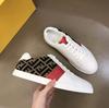 Venta al por mayor 2025 Nuevas Zapatillas Blancas para Hombre Moda Tendencia Estilo Coreano Bloqueo de Color Simple Comercio Exterior Lujo Casual Zapatos para Hombre