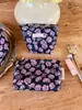 Nova Bolsa de Maquiagem Grande Capacidade com Flores Roxas Bordadas Bolsa Interna Portátil Bolsa de Higiene Pessoal para Viagem Bolsa de Mão de Luxo