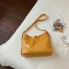 Bolso de mano tejido con diseño único para mujer 2026 Nuevo Bolso de hombro grande y moderno Bolso cruzado versátil para el día a día