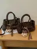 Bolso 2026 Otoño/Invierno Moda de Gama Alta Elegante Versátil Gamuza Simple Estilo Coreano Hombro Único de Mano Hombro Cruzado