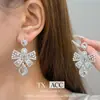 Pendientes Retro Europeos y Americanos con Lazo, Artesanía Pesada, Estilo Lujo Ligero, Pendientes Elegantes y Hermosos para Mujer, Accesorios para Orejas de Temperamento Modernos y de Alta Gama