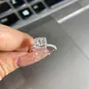 Set de Anillos de Diseño Nicho Estilo Coreano, Anillos Apilables de Zirconia Microincrustada de Lujo Ligero, Anillos Suaves y Elegantes para el Día a Día