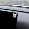 Adornos de perro blanco con cara roja y garabatos para coche, dibujos animados, bonitos adornos para el espejo retrovisor de la consola central del coche, decoraciones para la pantalla.