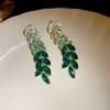 Pendientes Largos con Borla de Flor de Zirconia con un Toque de Lujo Ligero y de Alta Gama, Pendientes de Artesanía Pesada Estilo Bosque, Modernos y de Diseño Único