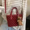 Bolso de Mano Retro para Mujer 2026 Nueva Moda de Otoño Nicho Súper Popular Bolso de Hombro para el Trabajo Bolso Cruzado Tipo Cubo