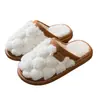 Chinelos de algodão femininos para uso doméstico no outono e inverno, chinelos quentes de pelúcia com sola grossa antiderrapante para ambientes internos para primavera e outono, chinelos peludos para casais e homens