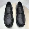 Zapatos de Cuero para Hombre de Suela Blanda, Cómodos y Antideslizantes, Nuevos Zapatos Casuales de Estilo Británico para Negocios, Zapatos Perezosos Transpirables de Una Sola Pieza