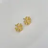 Nuevos Pendientes de Letra Serie T, Moda Europea y Americana, Lujo Ligero, Pendientes Simples y Elegantes, Pendientes Exquisitos y Versátiles para el Día a Día para Mujeres